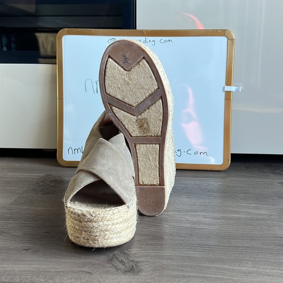 Sigerson Morrison sueded gray leather cork platform wedge slip on peep toe wedge - Picture 13 of 16